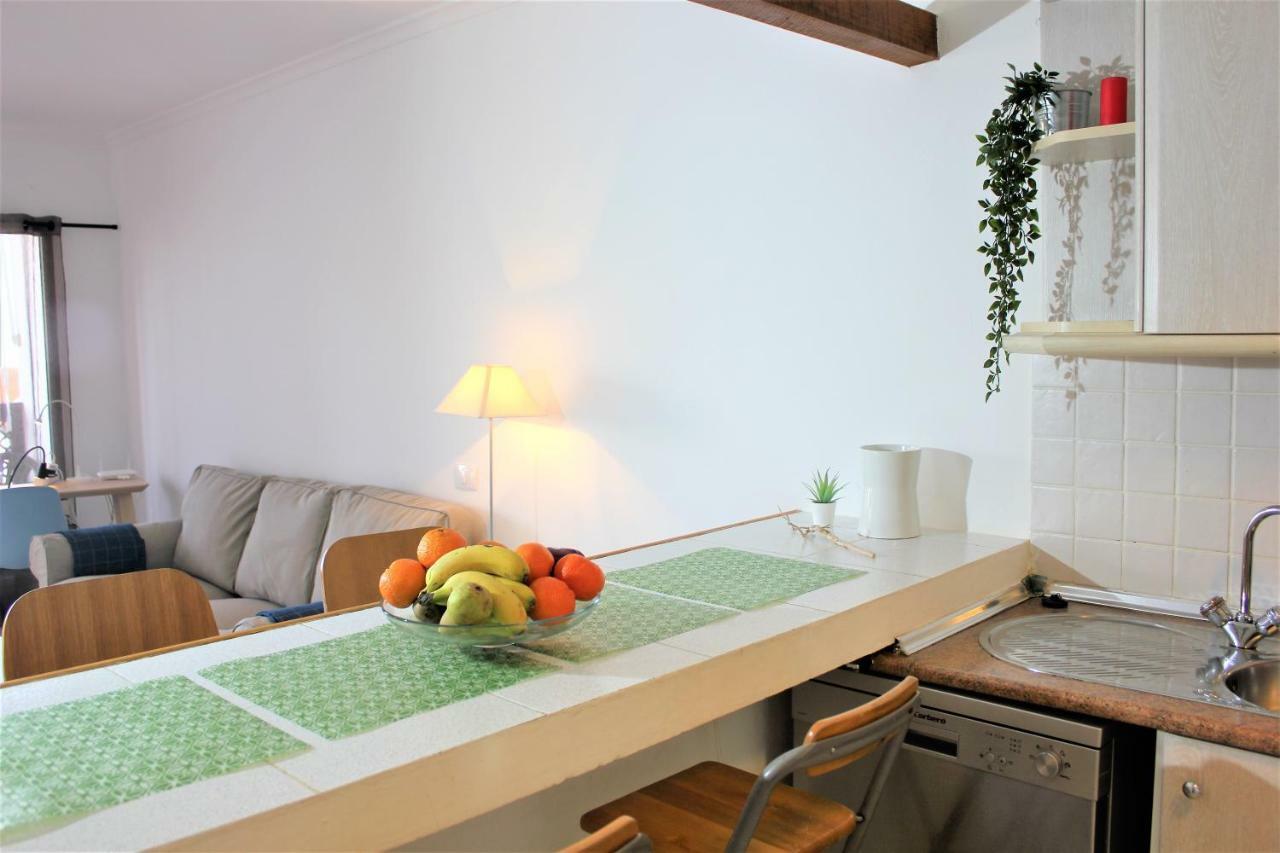 קורלחו Apartment By Marina מראה חיצוני תמונה