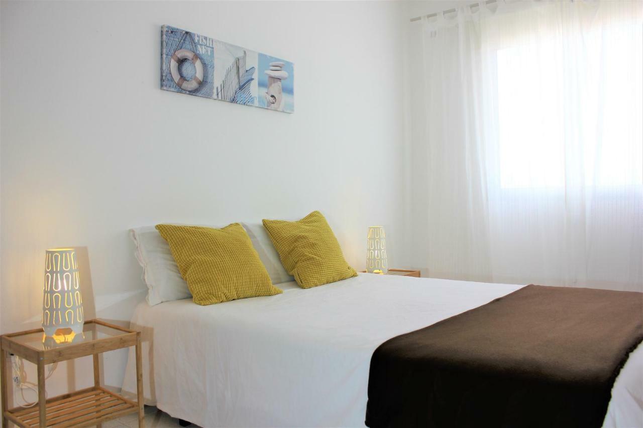 קורלחו Apartment By Marina מראה חיצוני תמונה